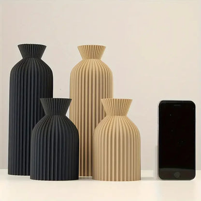 Elegant Black Vase - Boho Chic Decorative Centerpiece